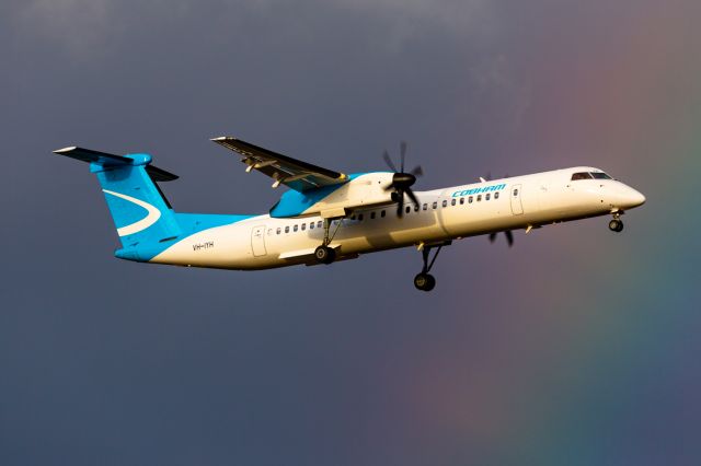 de Havilland Dash 8-400 (VH-IYH)