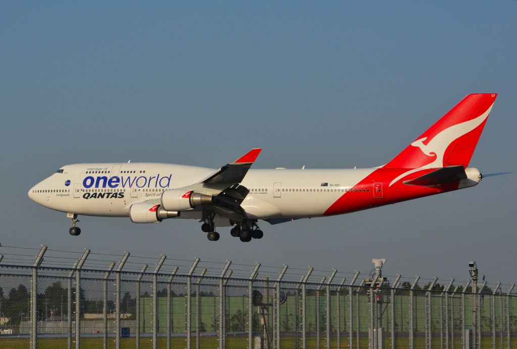 Boeing 747-400 (VH-OEF)
