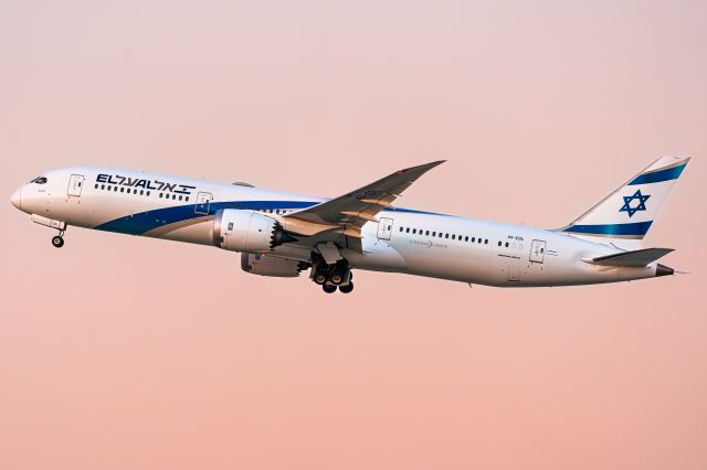 Boeing 787-9 Dreamliner (4X-EDL)