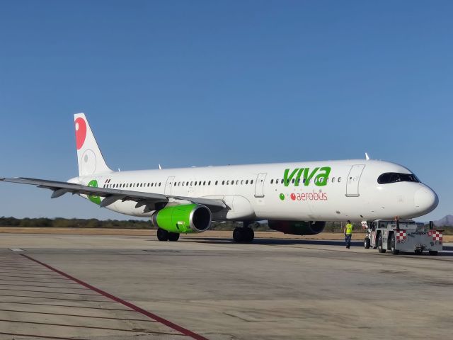 Airbus A321 (XA-VBN)