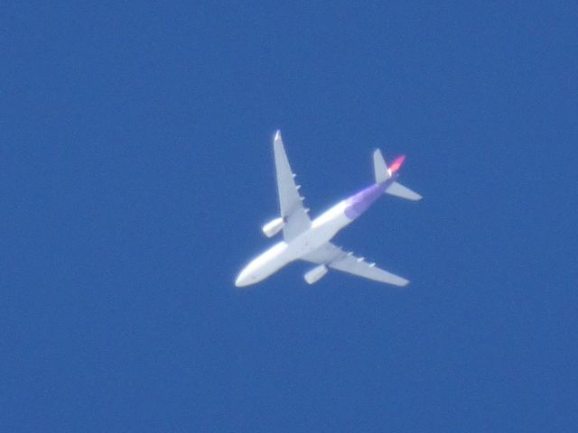 Airbus A330-200 (N393HA) - First time ever seeing a Hawaiian Airlines aircraft. This is an A330-200 KBOS-PHNL.