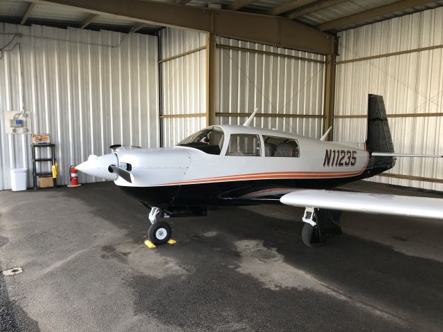 Mooney M-20 (N11235) - In it's home.