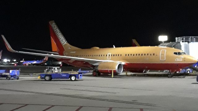 Boeing 737-700 — - Southwest Airlines"Classic"