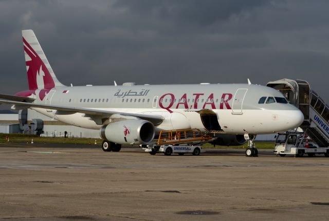 Airbus A320 (A7-MBK)