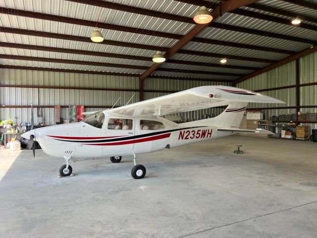 Cessna Centurion (N235WH)