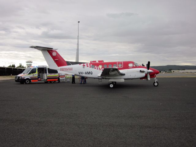 Beechcraft Super King Air 200 (VH-AMQ) - VH-AMQ - AM239 - Albury Airport, NSW (19-03-2017). Royal Flying Doctor Service (RFDS) aeromedical flight to Albury. This aircraft is a 2011 model Beechcraft Super King Air B200C.