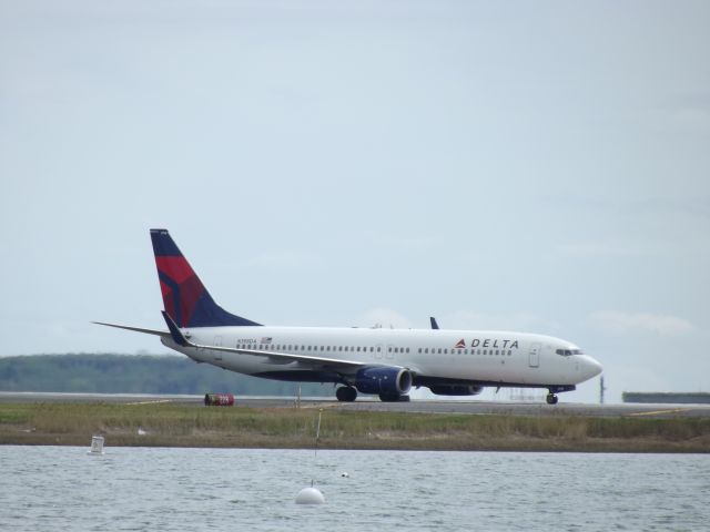 Boeing 737-800 (N398DA)