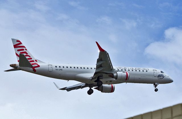 Embraer ERJ-190 (VH-ZPB) - VIRGIN AUSTRALIA AIRLINES - EMBRAER 190AR (ERJ-190-1001GW) - REG VH-ZPB (CN 19000162) - ADELAIDE INTERNATIONAL AIRPORT SA. AUSTRALIA - YPAD (10/11/2016