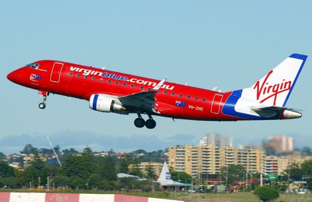 Embraer 170/175 (VH-ZHC)