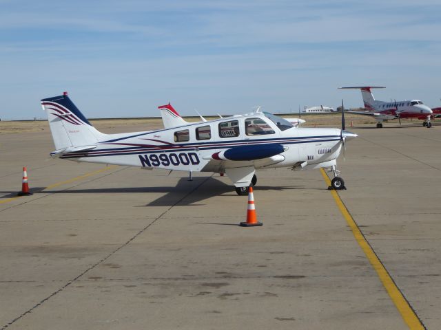 Beechcraft Bonanza (36) (N9900D)