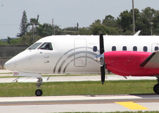 Saab 340 (N438XJ)