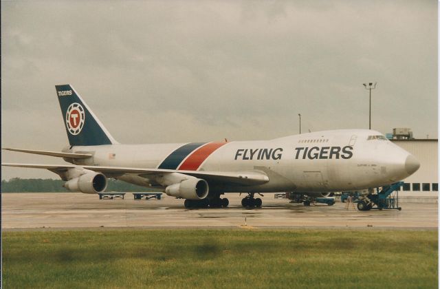 Boeing 747-200 (N814FT)