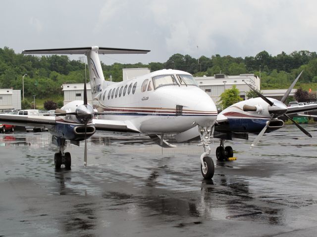 Beechcraft Super King Air 350 (N904MC)