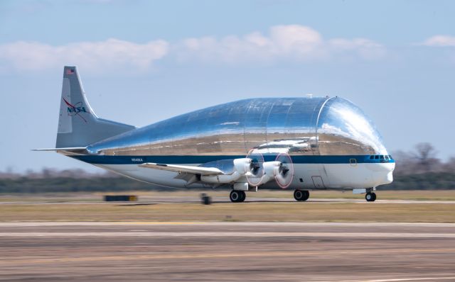 N941NA — - NASA941 B-377 Super Guppy rolling out on Runway 17R at KEFD after arrival from Wichita on 3/8/2021