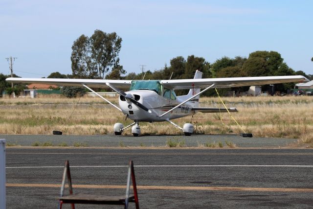 Cessna Skyhawk (VH-IEH)