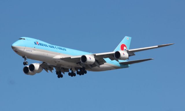 BOEING 747-8 (HL7624)