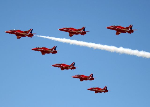 Boeing Goshawk (BAe Systems Hawk) - BAe Systems Hawk Red arrows, Rochefort-St Agnant AFB (LFDN-RCO) Air Show in may 2011