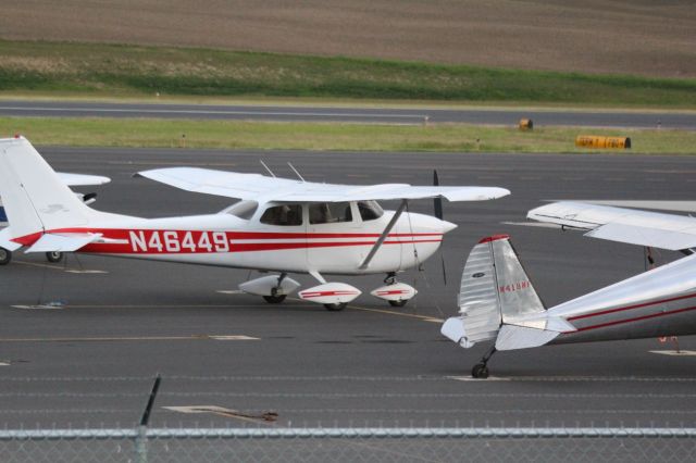 Cessna Skyhawk (N46449)