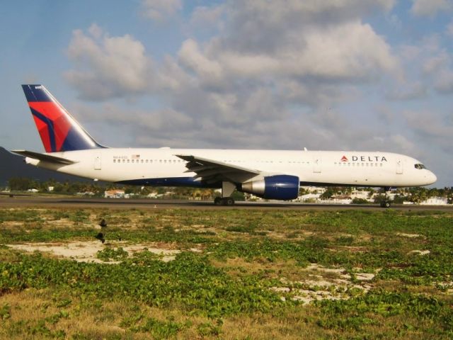 Boeing 757-200 (N644DL)