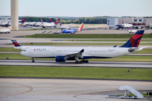Airbus A330-300 (N818NW) - Flight 45 from JFK (May 13th, 2021) 