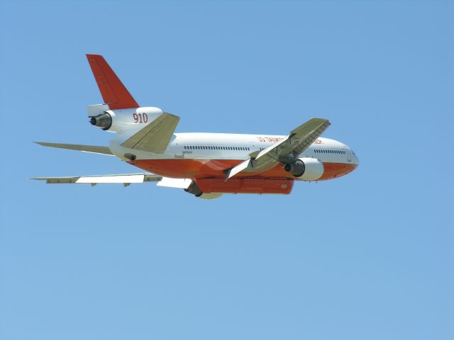 McDonnell Douglas DC-10 (N450AX) - 10 Tanker Air Carrier    Paris Air Show 2005