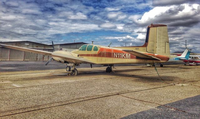 Beechcraft Bonanza (36) (N11KM)