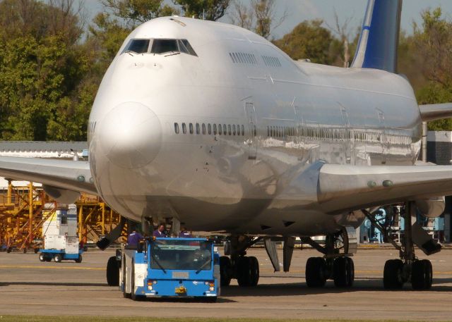 Boeing 747-400 (LV-AXF) - último vuelo de prueba antes de su partida definitiva al desierto.