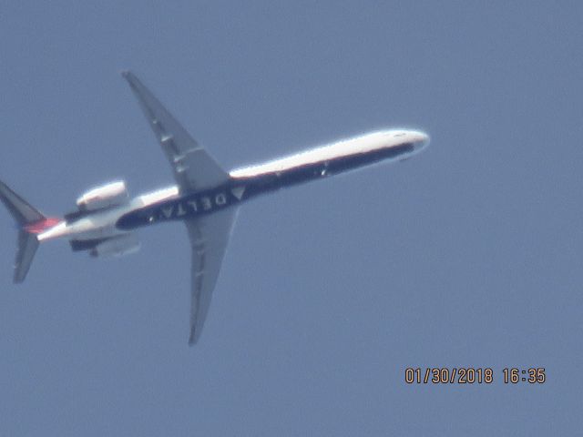 McDonnell Douglas MD-88 (N967DL)