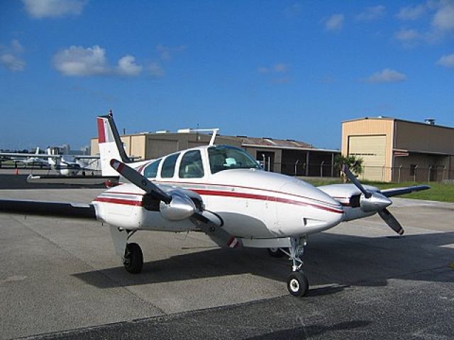 Beechcraft 55 Baron (N55ML)