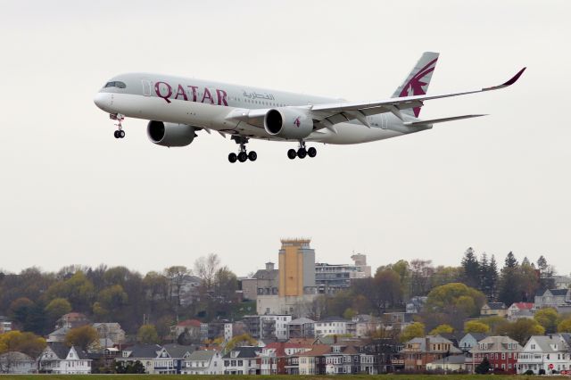 Airbus A350-900 (A7-AML) - 'Qatari 66 Victor' arriving from Doha Hamad International Airport