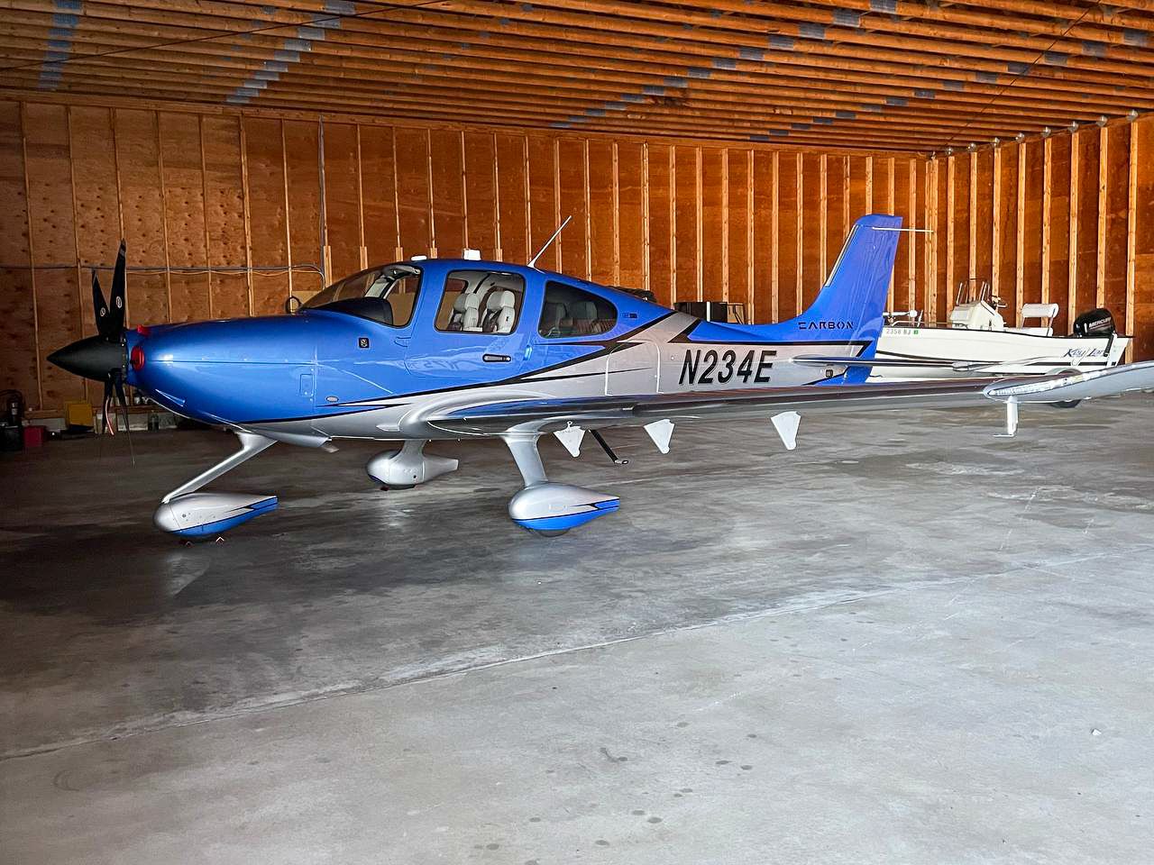 Cirrus SR22 Turbo (N234E)