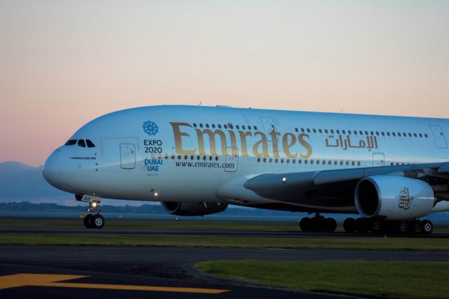 Airbus A380-800 (A6-EDD)