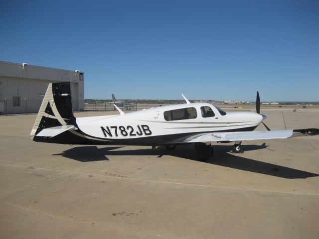 Mooney M-20 Turbo (N782JB) - New Delivery December 26th 2008 At San Antonio, TX airport.