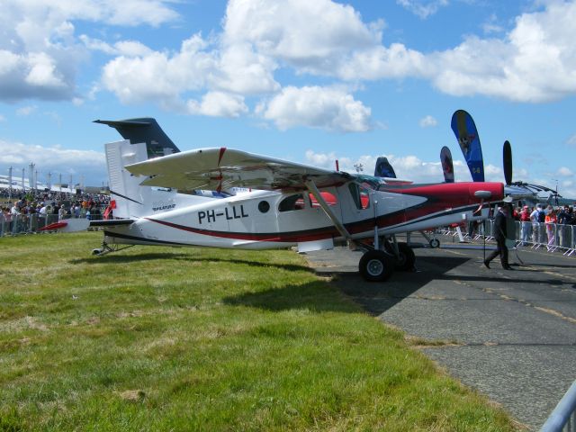 PH-LLL — - PH-LLL PILATUS PC6-B2H4TURBO PORTER CN 954