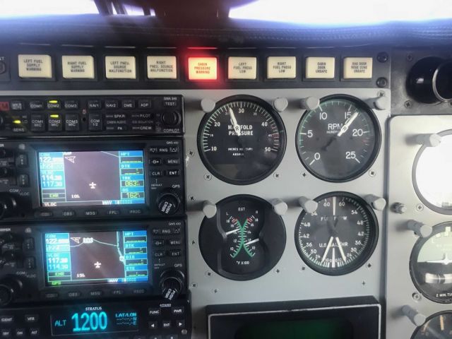 Piper Navajo (N159D)