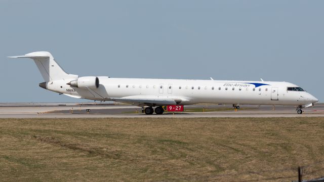 Canadair Regional Jet CRJ-900 (N900EA)