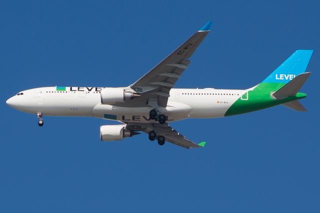 Airbus A330-200 (EC-MYA)