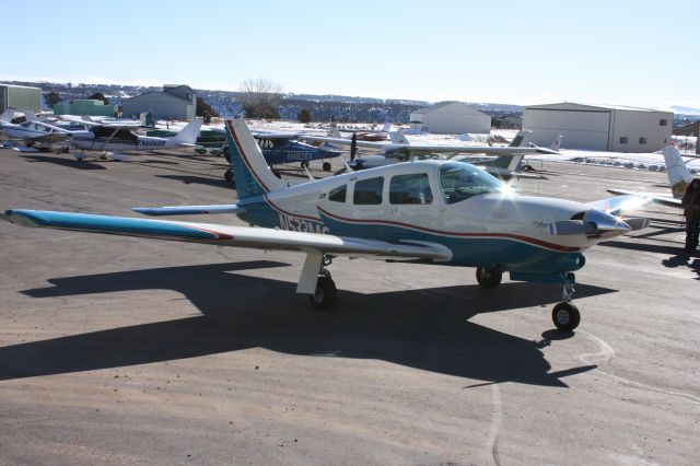 Piper Cherokee Arrow (N533MC)