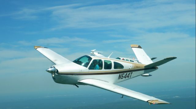 Beechcraft 35 Bonanza (N544T)