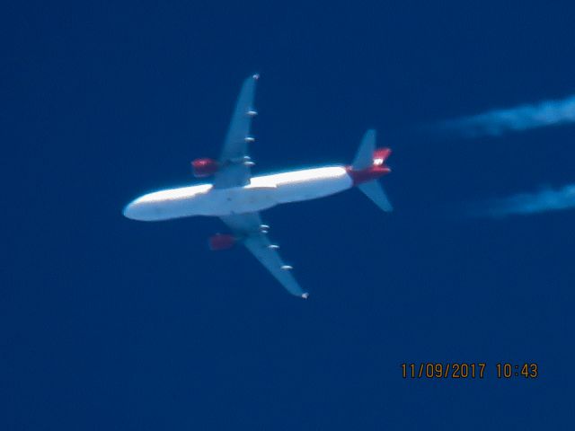 Airbus A320 (N621VA)