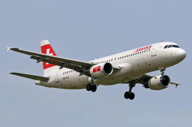 Airbus A320 (HB-IJQ)