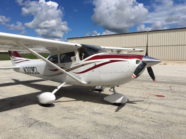 Cessna Skylane (N308CL)