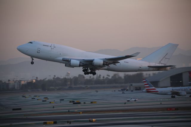 Boeing 747-400 (N742CK)