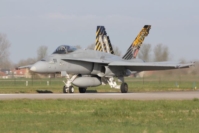 J5011 — - Frisian Flag spottersday april 5th runway 05