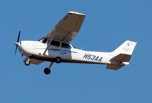 Cessna Skyhawk (N53AA)