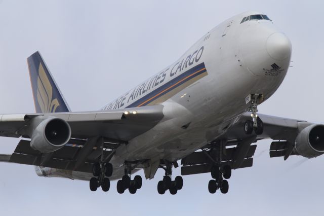 Boeing 747-400 (9V-SFO)