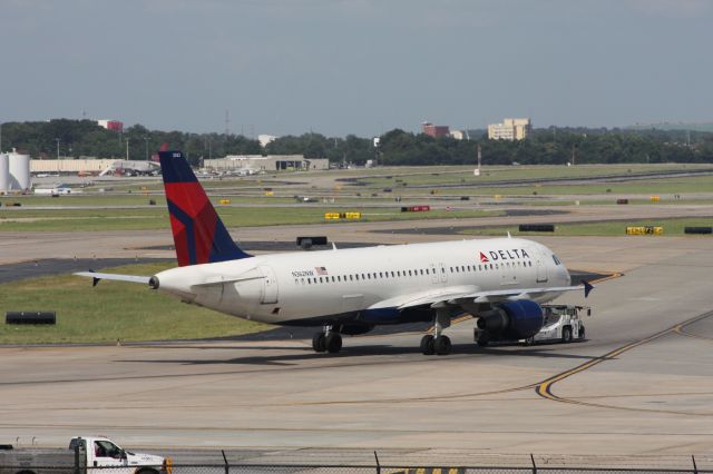 Airbus A320 (N362NW)