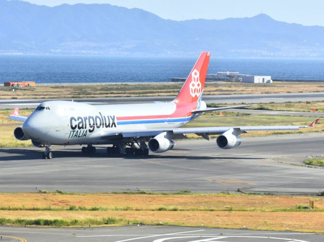 Boeing 747-400 (LX-RCV)