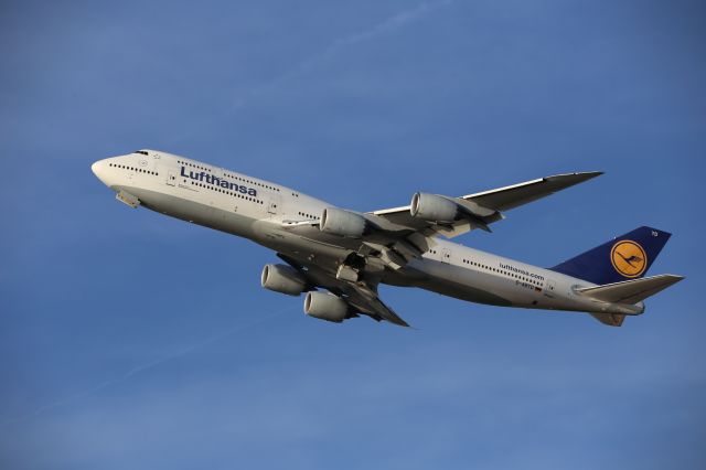 BOEING 747-8 (D-ABYD)