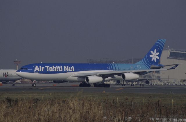 Airbus A340-200 (F-OITN) - Departure at Narita Intl Airport Rwy34L on 1998/12/29